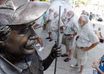 Hemingway Days 2007 photo - Duval Street, Key West